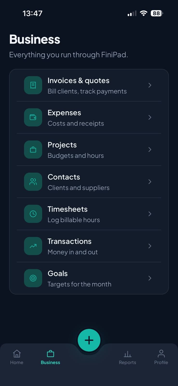 FiniPad business hub listing invoices, expenses, projects and contacts